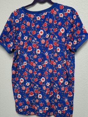 Women's Blue Floral Short-Sleeve Shirt - Red & White Rose Print
